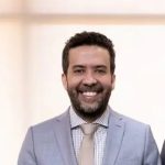 Janones anuncia alta da UTI nesta terça-feira