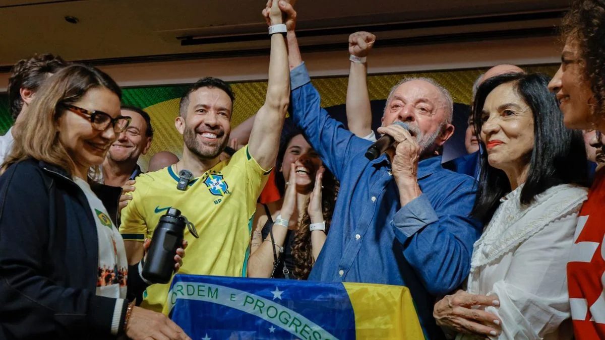 Janones diz poder ajudar mais Lula como deputado do que como ministro