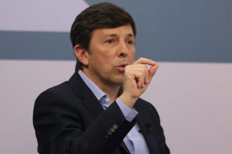 João Amoêdo, um dos fundadores do Novo, declara voto em Lula