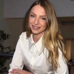 Jovem começa a produzir bebida milenar à base de mel com apenas R$ 600 e entra para lista da Forbes das mais poderosas do agro