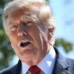 Juíza ordena que Trump preste depoimento em processo contra a BBC