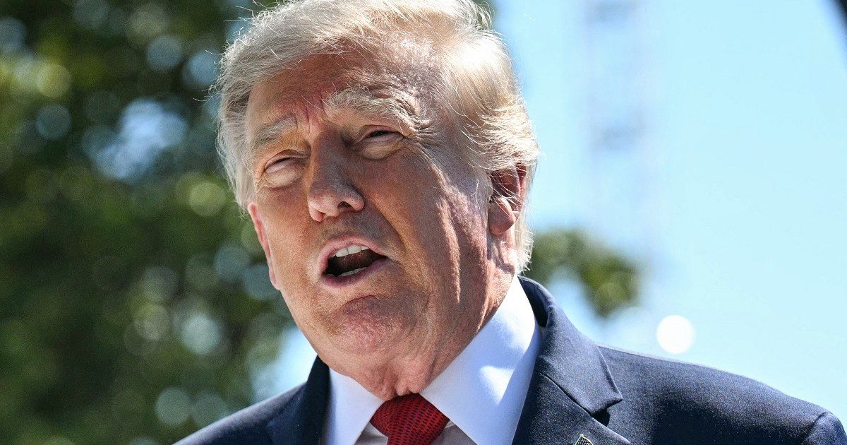 Juíza ordena que Trump preste depoimento em processo contra a BBC