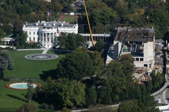Juíza suspende projeto de campo de golfe de Trump em Washington