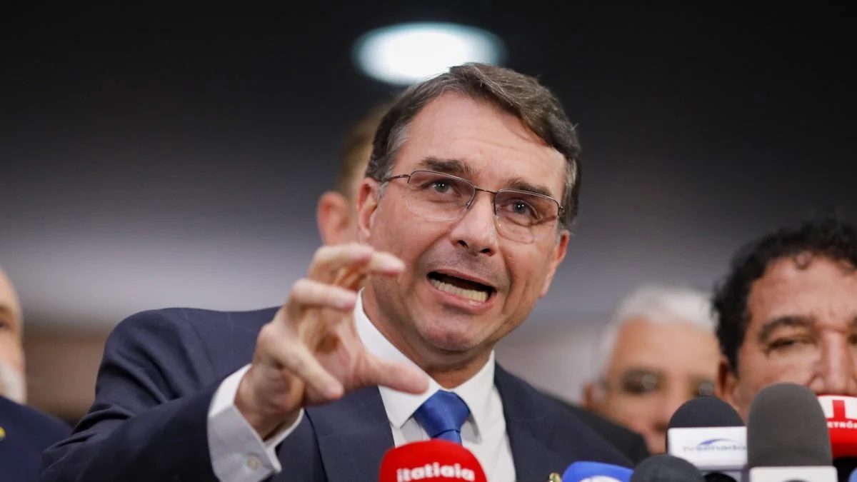 Leia o que se sabe sobre a proposta de Flávio para dívidas