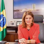 Liderança feminina enfrenta barreira estrutural, diz diretora do Senado