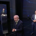 Lula afirma que abrirá sigilo bancário se Flávio fizer o mesmo