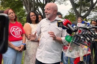 Lula diz que comida segue cara e culpa guerras apesar de inflação menor