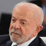 Lula diz que TSE está extrapolando em decisões contra sua campanha