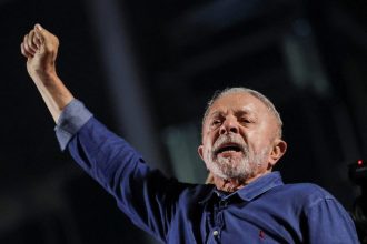 Lula enfrentará Congresso à direita, crise no STF e precisará conciliar promessas com economia no 4º mandato