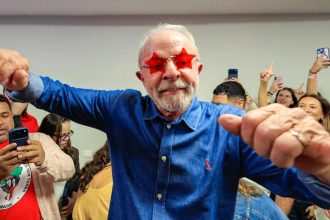 Lula ganha 10,3 milhões de votos no 2º turno, mais do que a soma dos candidatos eliminados no 1º turno