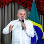 Lula promete criar Pé-de-Meia para universitários caso seja reeleito