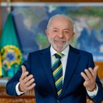 Lula promete ônibus de graça nos fins de semana no Brasil inteiro