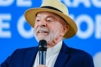 Lula quer criar Ministério do Idoso