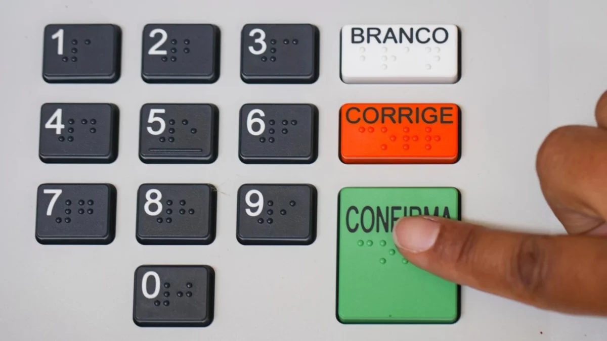 Lula vence Flávio na Nova Zelândia; acompanhe votação no exterior