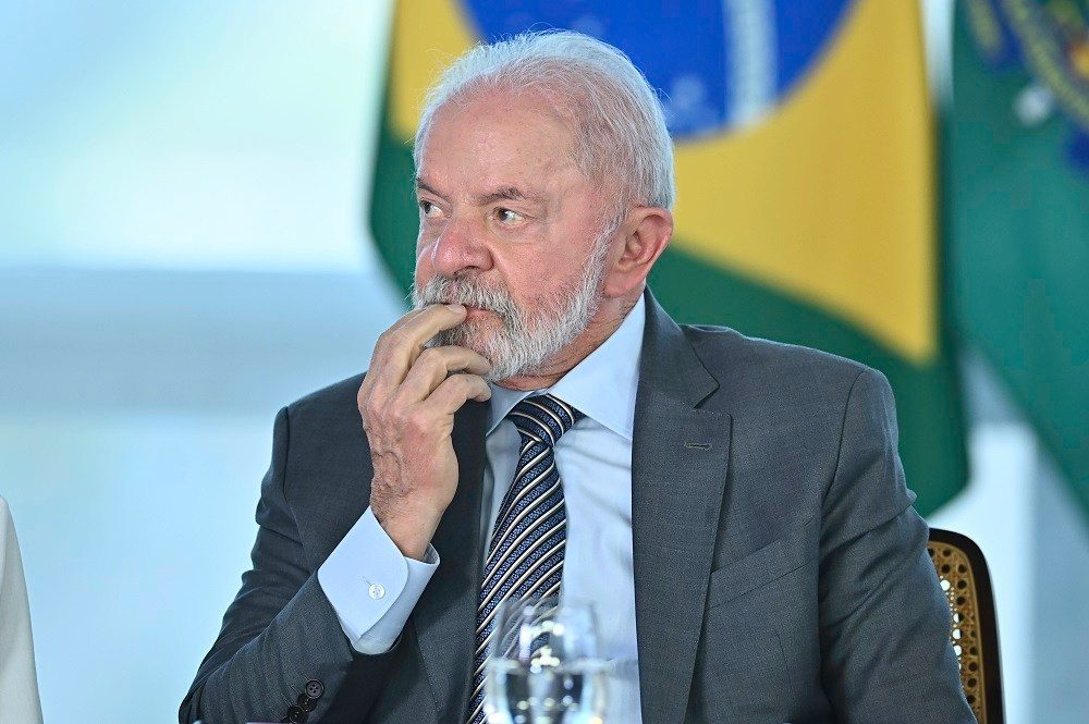 Lula volta a negar ‘qualquer conexão’ com Roberta Luchsinger