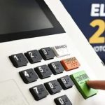 Mais de 450 urnas são substituídas nas primeiras duas horas de votação