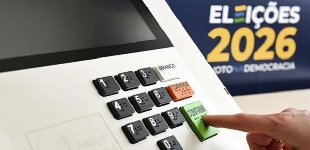 Mais de 450 urnas são substituídas nas primeiras duas horas de votação