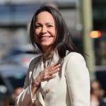 María Corina Machado volta à Venezuela depois de quase 1 ano fora do país