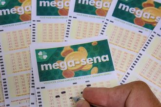 Mega-Sena acumula e prêmio vai a R$ 300 milhões
