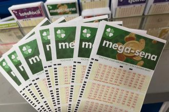 Mega-Sena pode pagar R$ 200 milhões nesta quinta-feira; g1 transmite ao vivo