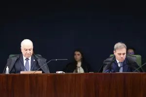 Mendonça cobra Fachin sobre destino dos casos Master e INSS
