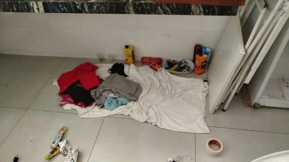 Menina de 11 anos se perde ao voltar para casa sem óculos e é encontrada escondida em igreja 20 horas depois em MG