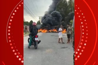 Menina de 8 anos morre após ser atingida por bala perdida em ação policial na Bahia