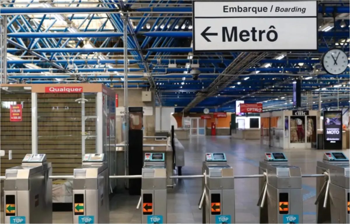 Metrô de SP encerra uso de bilhete magnético após mais de 50 anos
