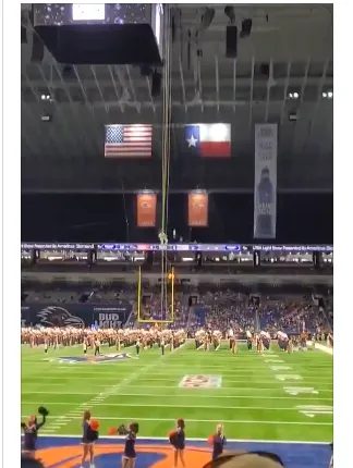 Militar da Força Aérea dos EUA morre após cair de rapel em jogo de futebol americano no Texas
