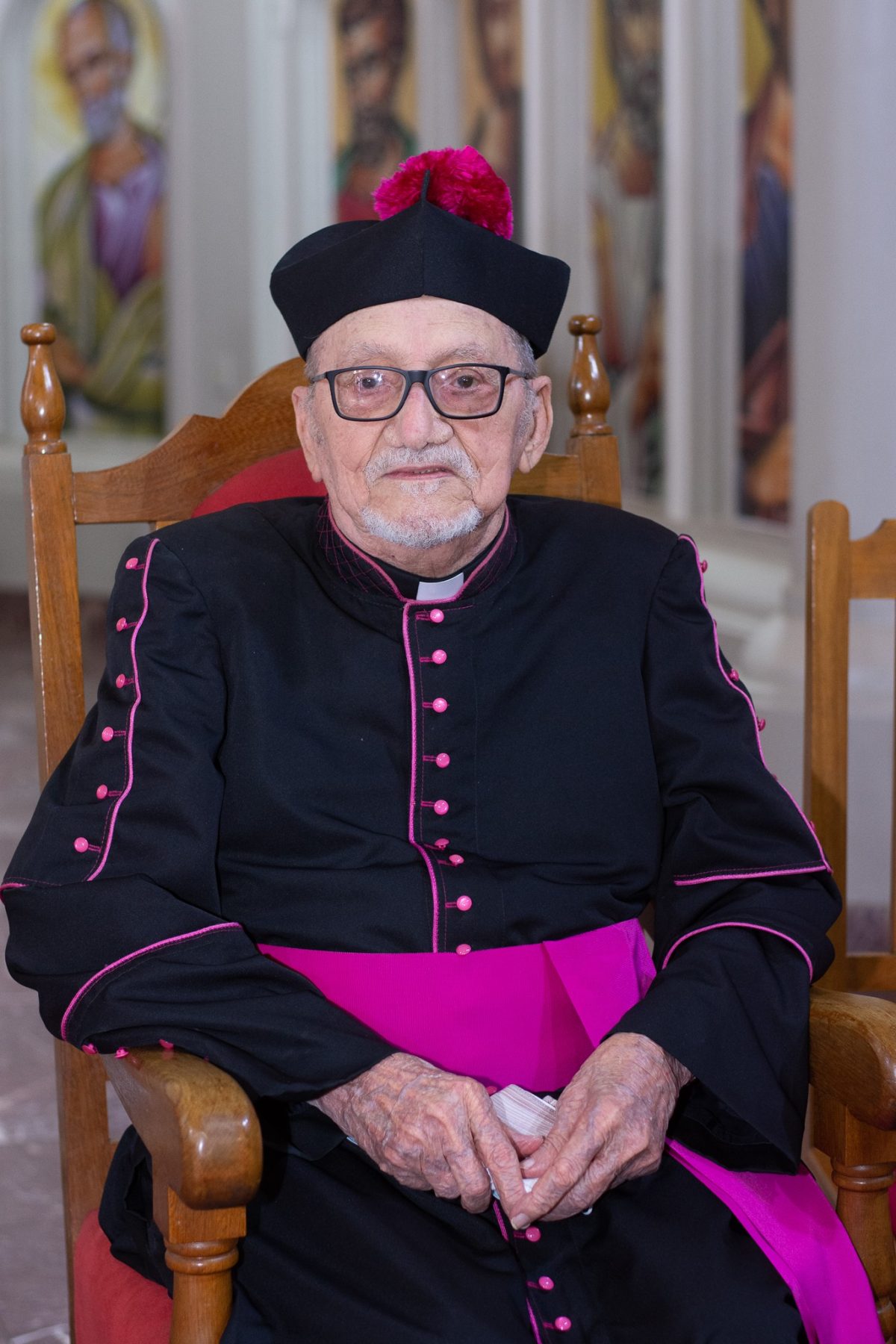 Monsenhor Antônio Alencar morre aos 93 anos em Montes Claros