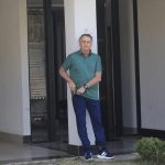 Moraes autoriza Bolsonaro a receber convidados para aniversário da filha Laura
