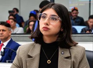 MP pede condenação de Eduarda Campopiano por suposta transfobia contra Erika Hilton