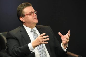 Não tem ninguém mais para ser ressarcido, diz ministro sobre fraude no INSS