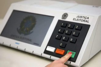Nem todo eleitor que deixa de votar é desinteressado pela política, diz pesquisador