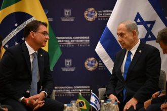 Netanyahu chama Brasil de “pequeno país” e considera ir à posse de Flávio
