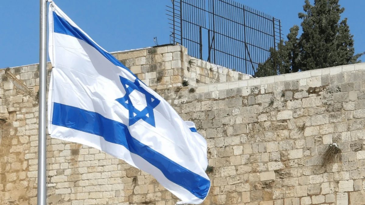 Netanyahu segue como primeiro-ministro interino após eleição sem maioria