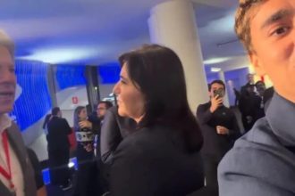 Nikolas chama Haddad e Tebet de ‘desempregados’ nos bastidores de debate