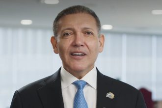 Nunes Marques suspende canal ‘Exército do Lula’ por divulgação de fake news