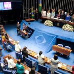 O movimento contra o voto feminino – no Brasil e no mundo - O Assunto #1823