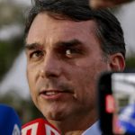 O que Flávio Bolsonaro diz sobre o fim da escala 6×1?