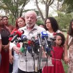 'O que não pode é o presidente da Corte Eleitoral ter lado na política', diz Lula