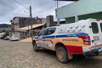 Operação prende sete suspeitos e apreende R$ 100 mil, armas e 14 veículos em Manhuaçu