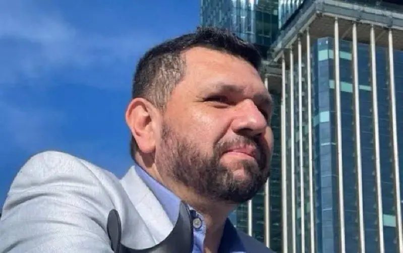 Oswaldo Eustáquio pede acareação com Mauro Cid