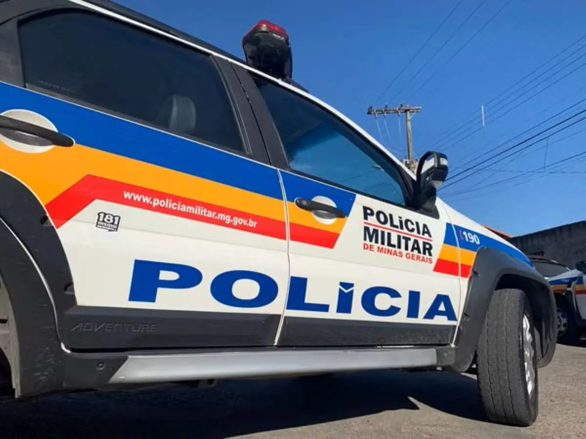 Pai e filho suspeitos de matar homem após discussão por furto de galo morrem em confronto com a polícia em MG, diz PM
