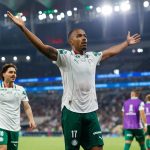 Palmeiras vence Fluminense no Maracanã e abre vantagem na semi da Libertadores