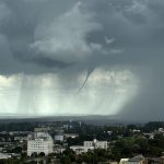 Paraná tem alerta de chuva intensa e ventos de até 60 km/h antes da volta do calor; veja a previsão do tempo