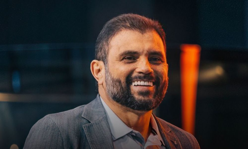 Pastor de Flávio reconhece resultado das eleições: ‘Hora de virar a página’