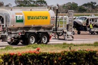 Petrobras inova na produção sustentável de combustível de aviação