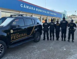 PF faz buscas em gabinete de vereador por esquema de certidões falsas no Amazonas