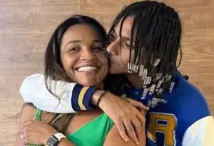 PF prende mãe e irmão do rapper Oruam em operação no Rio